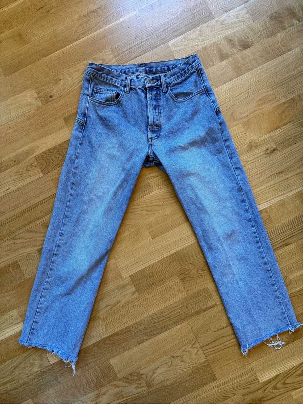 Brandy Melville Light Blue High-Rise Cropped Straight Jeans